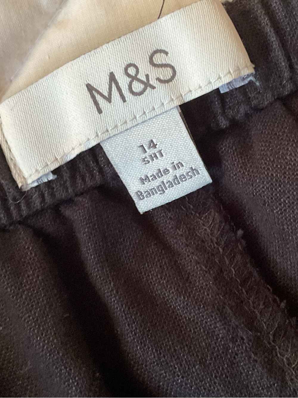 Marks & Spencer linen pants, UK14 short - Picture 8 of 11